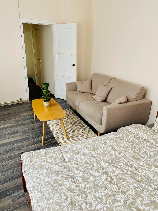 1 Bedroom Apartment Near Kadriorg Swan Pond تالين المظهر الخارجي الصورة