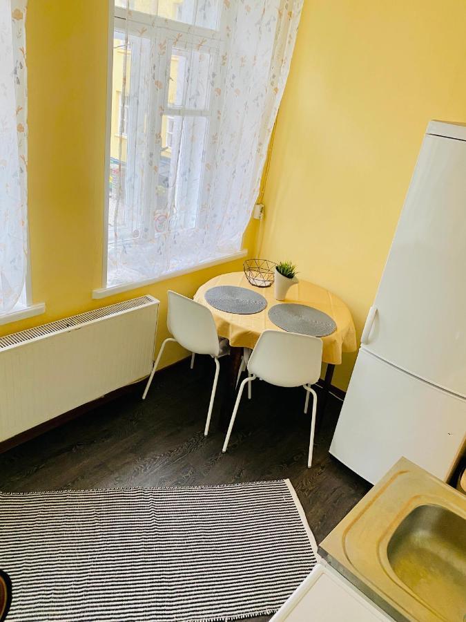 1 Bedroom Apartment Near Kadriorg Swan Pond تالين المظهر الخارجي الصورة
